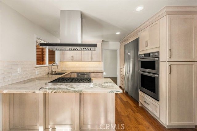 2902 Trenton Avenue, Orange, CA 92867