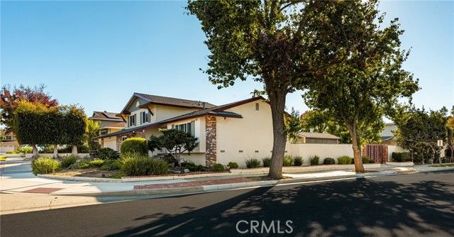 2902 Trenton Avenue, Orange, CA 92867