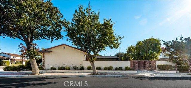 2902 Trenton Avenue, Orange, CA 92867