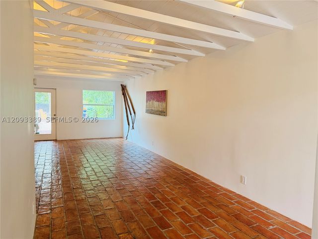 3841 Kumquat Ave, Miami, FL 33133