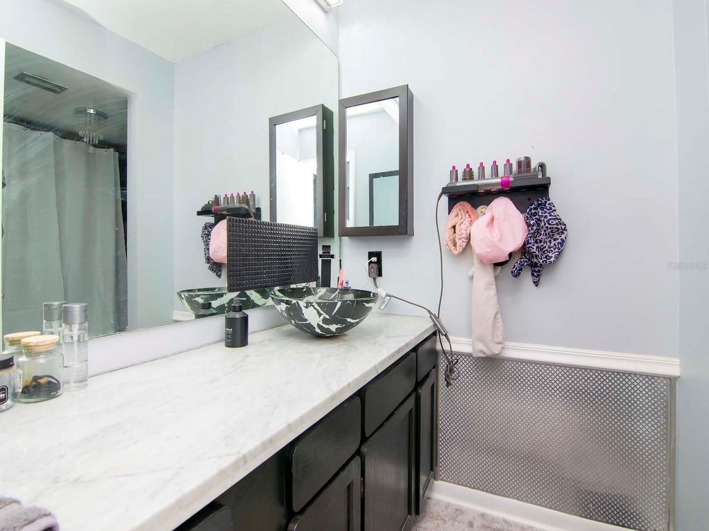 Image 23 of property listing at 2780 N RIVERSIDE DRIVE 802, Tampa, FL 33602