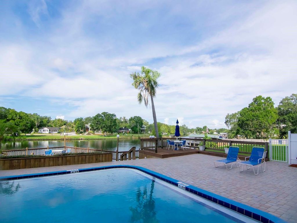 Image 30 of property listing at 2780 N RIVERSIDE DRIVE 802, Tampa, FL 33602