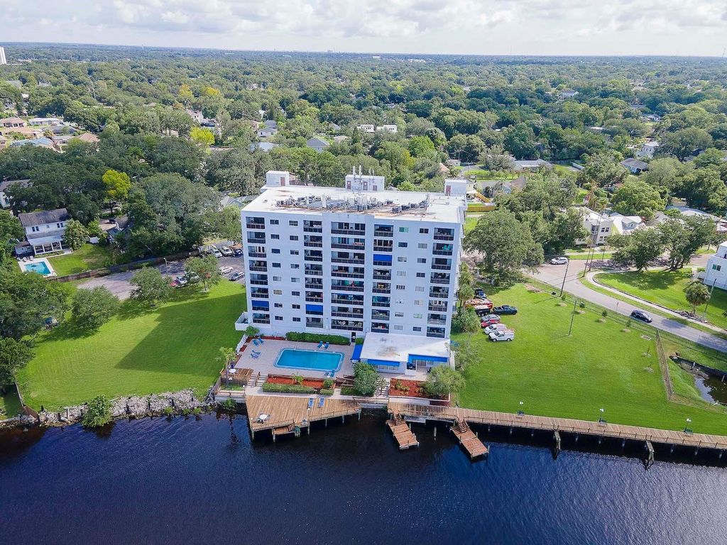 Image 51 of property listing at 2780 N RIVERSIDE DRIVE 802, Tampa, FL 33602