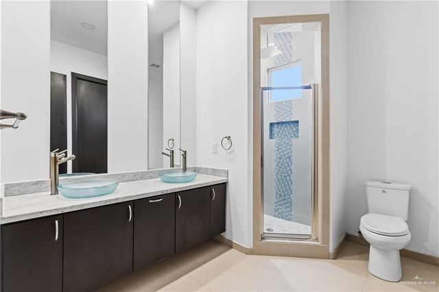 212 Mockingbird Avenue, Mission, TX 78572