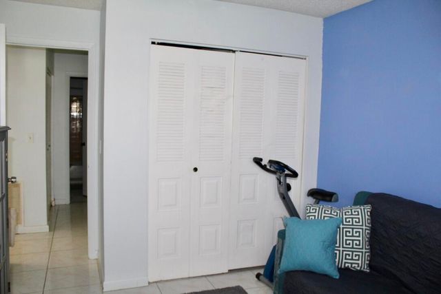 566 SW Sara Boulevard, Port St. Lucie, Port St Lucie, FL 34953