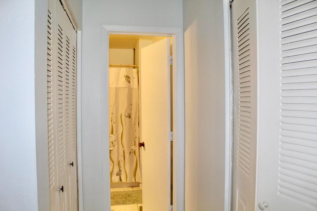 566 SW Sara Boulevard, Port St. Lucie, Port St Lucie, FL 34953