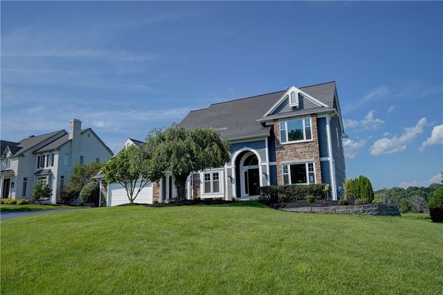 10 Cobble Creek Road, Victor, NY 14564