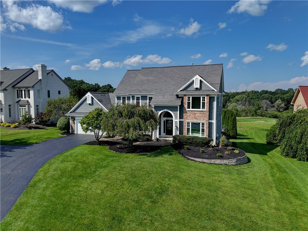 10 Cobble Creek Road, Victor, NY 14564