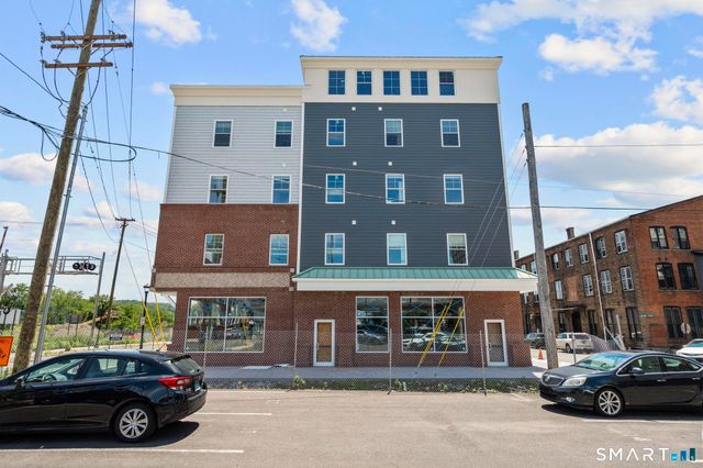 113 Canal Street West 302, Shelton, CT 06484