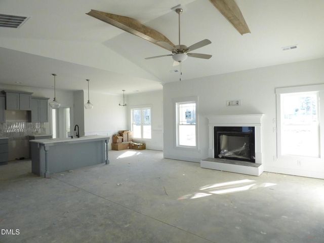 632 Tart Town Road, Dunn, NC 28334