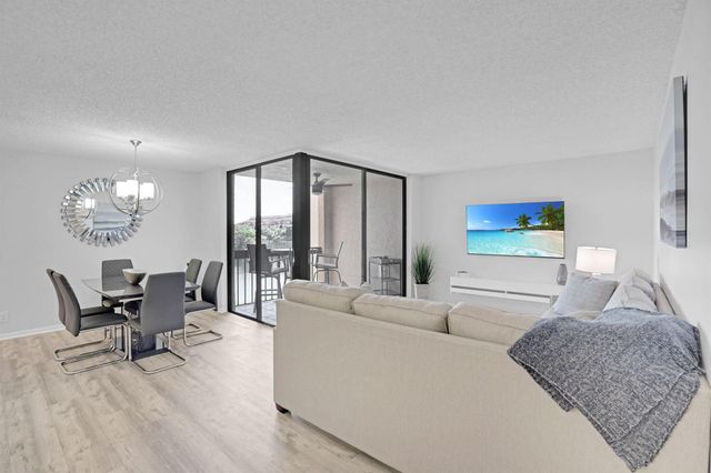 2455 Lindell Boulevard 3303, Delray Beach, FL 33444