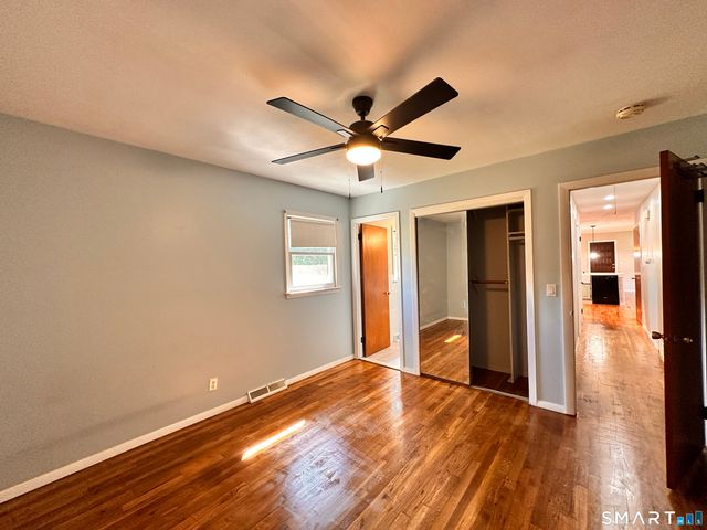 23 Robin Road, West Haven, CT 06516