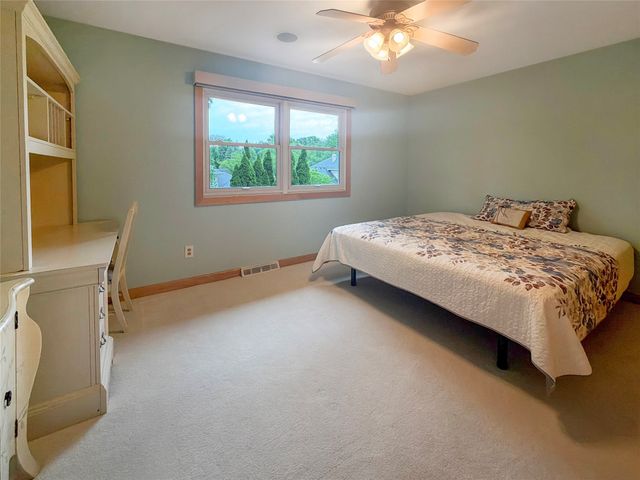 4105 Pommel Place, West Des Moines, IA 50265