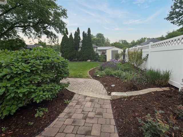 4105 Pommel Place, West Des Moines, IA 50265