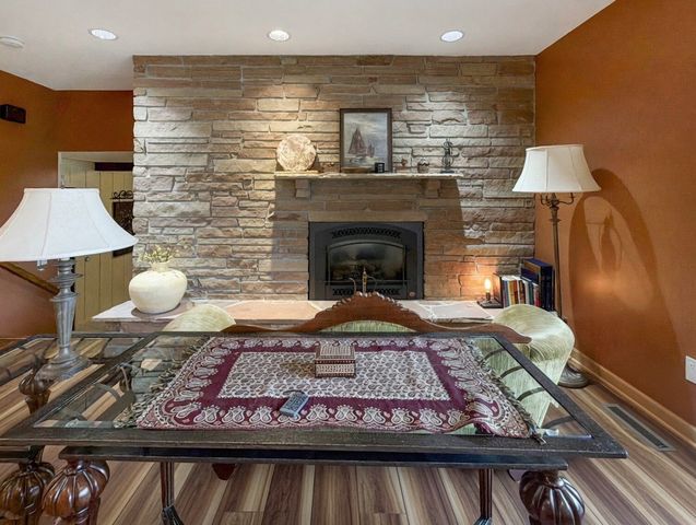 4105 Pommel Place, West Des Moines, IA 50265