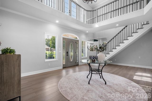 1360 Sweet briar Lane, Hickory, NC 28602