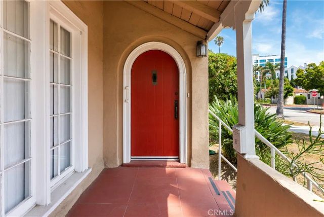 203 S Carson, Beverly Hills, CA 90211