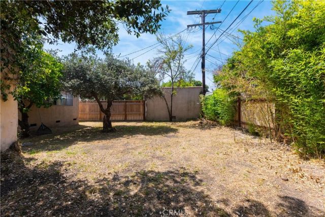 203 S Carson, Beverly Hills, CA 90211