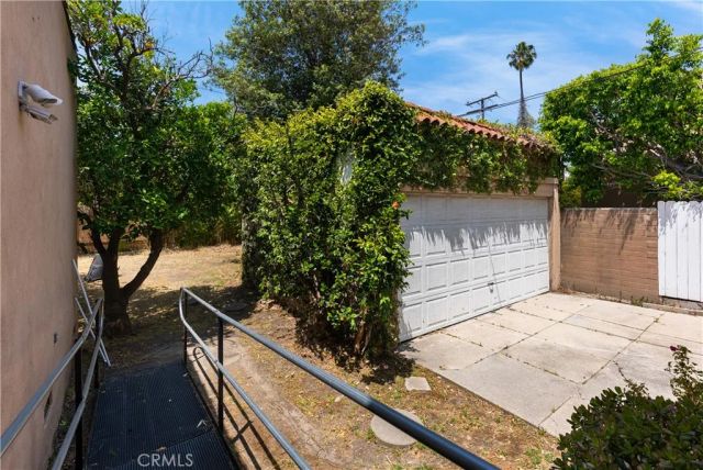 203 S Carson, Beverly Hills, CA 90211
