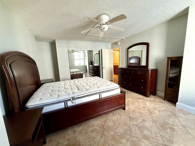 111 Briny Ave 21-07, Pompano Beach, FL 33062