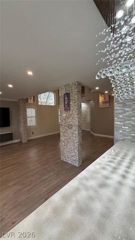 10087 Yellow Canary Avenue, Las Vegas, NV 89117