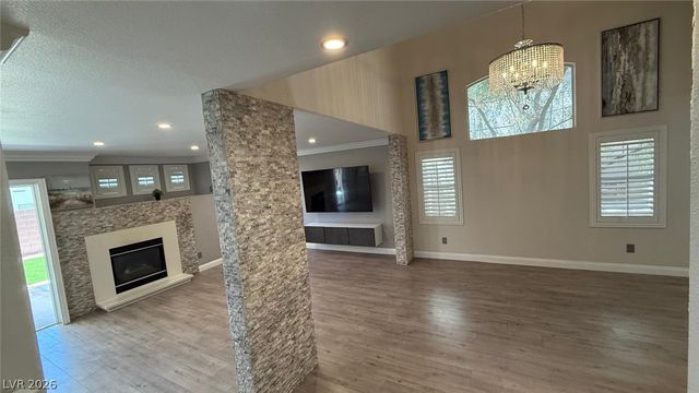10087 Yellow Canary Avenue, Las Vegas, NV 89117