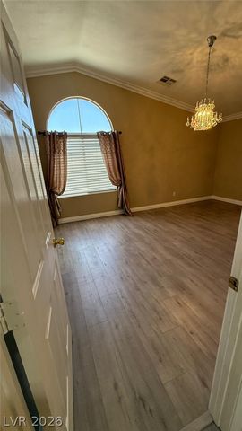 10087 Yellow Canary Avenue, Las Vegas, NV 89117