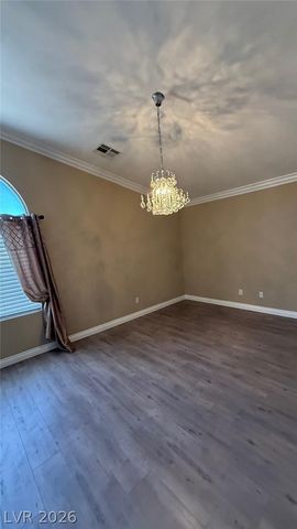 10087 Yellow Canary Avenue, Las Vegas, NV 89117