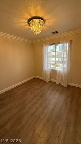 10087 Yellow Canary Avenue, Las Vegas, NV 89117