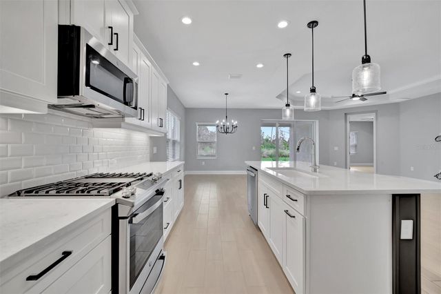 10182 CRYSTAL ISLE CIRCLE, Sarasota, FL 34241