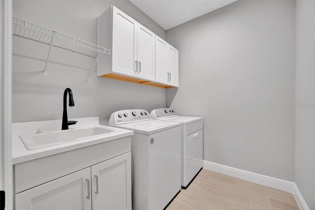 10182 CRYSTAL ISLE CIRCLE, Sarasota, FL 34241