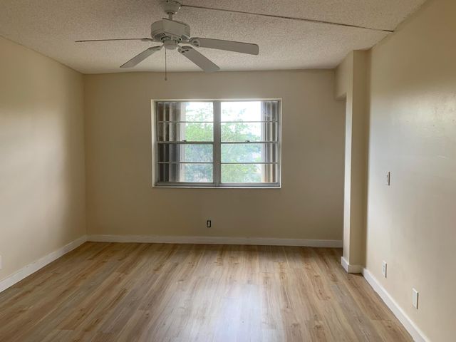 4364 NW 9TH Avenue 15-3B, Deerfield Beach, FL 33064