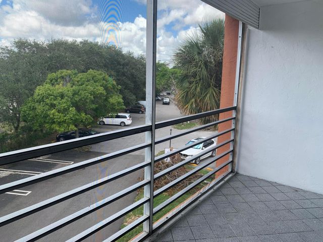 4364 NW 9TH Avenue 15-3B, Deerfield Beach, FL 33064