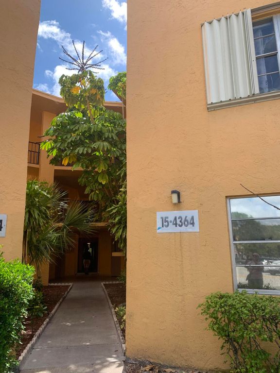 4364 NW 9TH Avenue 15-3B, Deerfield Beach, FL 33064