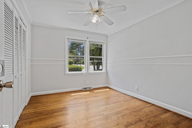 706 W Lee Road, Taylors, SC 29687