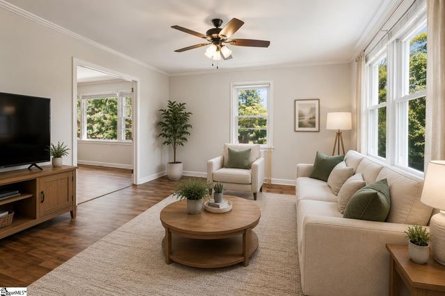 706 W Lee Road, Taylors, SC 29687