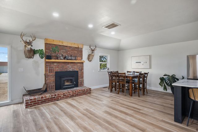 10888 Poppy Drive, Neosho, MO 64850