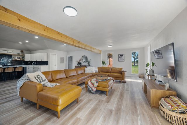 10888 Poppy Drive, Neosho, MO 64850