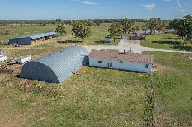 10888 Poppy Drive, Neosho, MO 64850