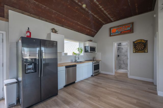 10888 Poppy Drive, Neosho, MO 64850