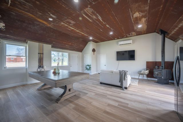 10888 Poppy Drive, Neosho, MO 64850