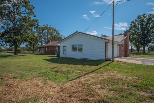 10888 Poppy Drive, Neosho, MO 64850