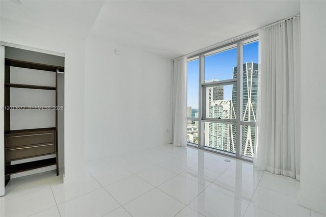851 NE 1st Ave 4001, Miami, FL 33132