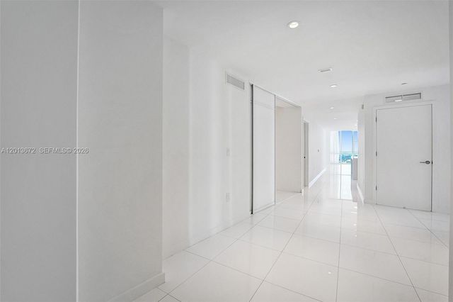 851 NE 1st Ave 4001, Miami, FL 33132