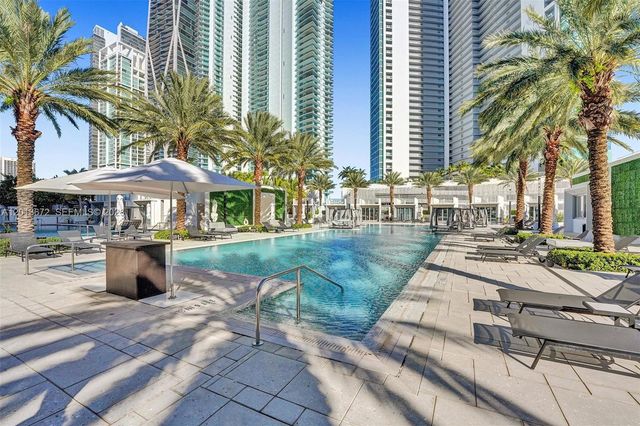 851 NE 1st Ave 4001, Miami, FL 33132