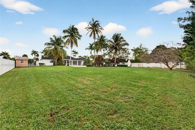3000 SW 130th Avenue, Miami, FL 33175