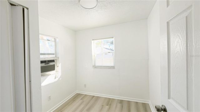 8204 N SEMMES STREET, Tampa, FL 33604