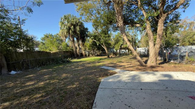 8204 N SEMMES STREET, Tampa, FL 33604