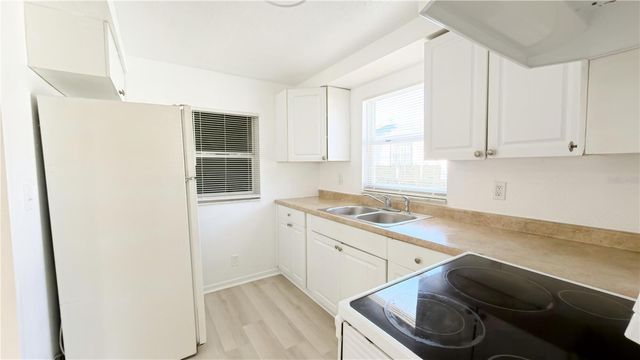 8204 N SEMMES STREET, Tampa, FL 33604