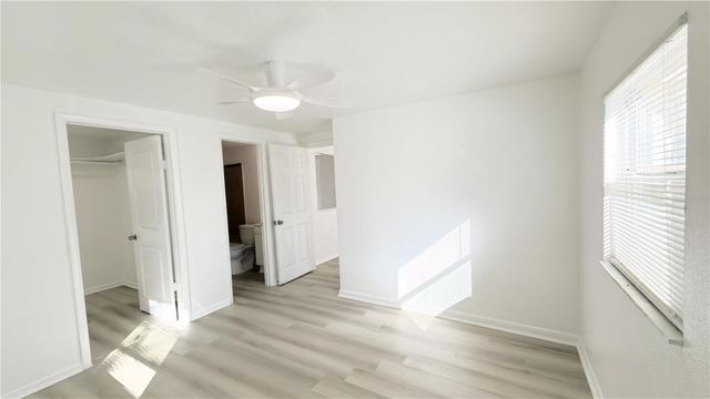 8204 N SEMMES STREET, Tampa, FL 33604